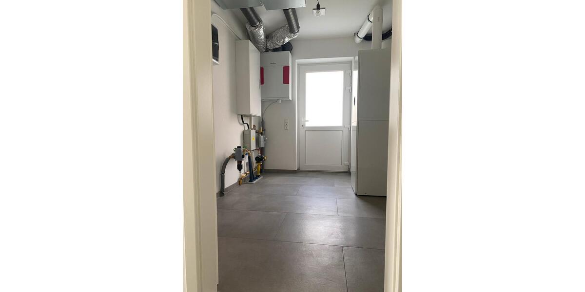 Erdgeschoßwohnung Wilhelmshaven Altengroden - 3 Zimmer, 91 m&sup2;, 1.300&euro; | Angebot:26049257