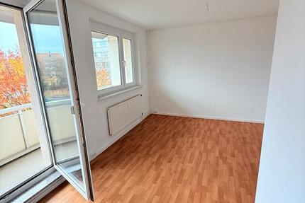 Wohnung Salzatal - 6 Zimmer, 115 m&sup2;, 990&euro; | Angebot:25097172