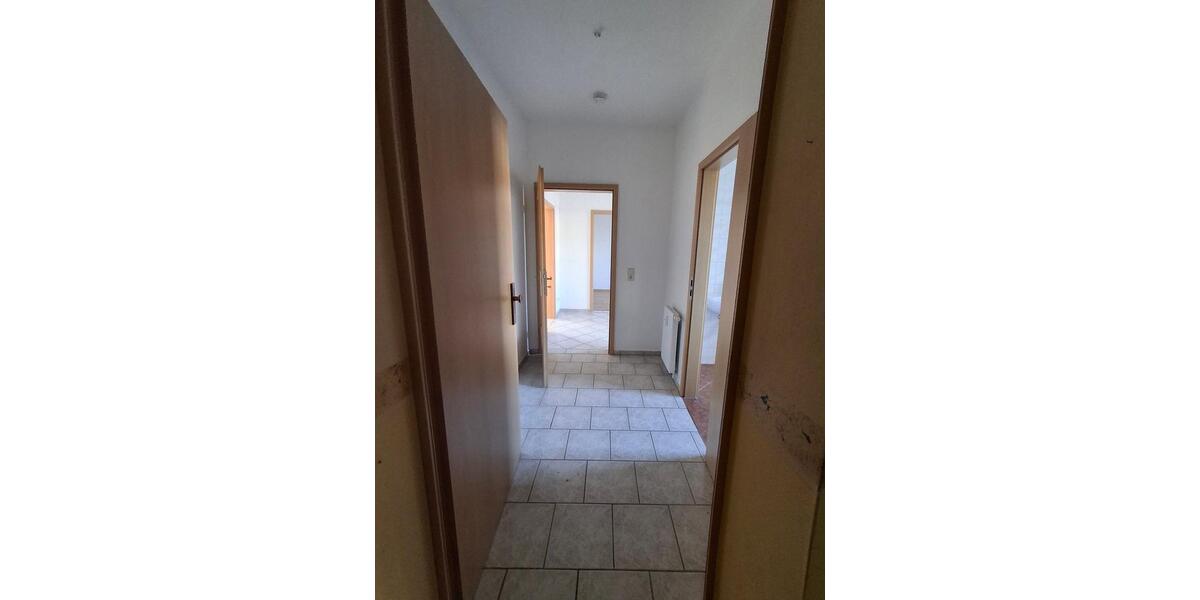Etagenwohnung Zeitz - 3 Zimmer, 57 m&sup2;, 380&euro; | Angebot:25378244