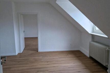 Wohnung Bochum Bochum-Ost - 4 Zimmer, 61 m&sup2;, 590&euro; | Angebot:24651179