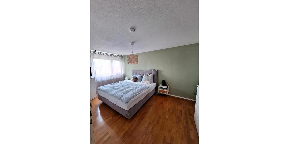 Etagenwohnung Rheinau - 4 Zimmer, 94 m&sup2;, 1.100&euro; | Angebot:25935940