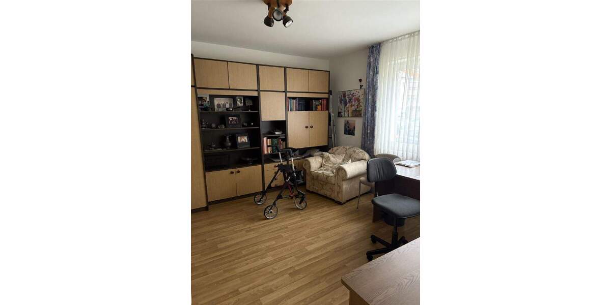 Etagenwohnung Paderborn Kernstadt - 4 Zimmer, 91 m&sup2;, 780&euro; | Angebot:25803125