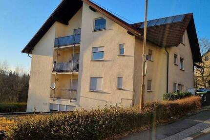 gepflegte Wohnung mit Einbauküche