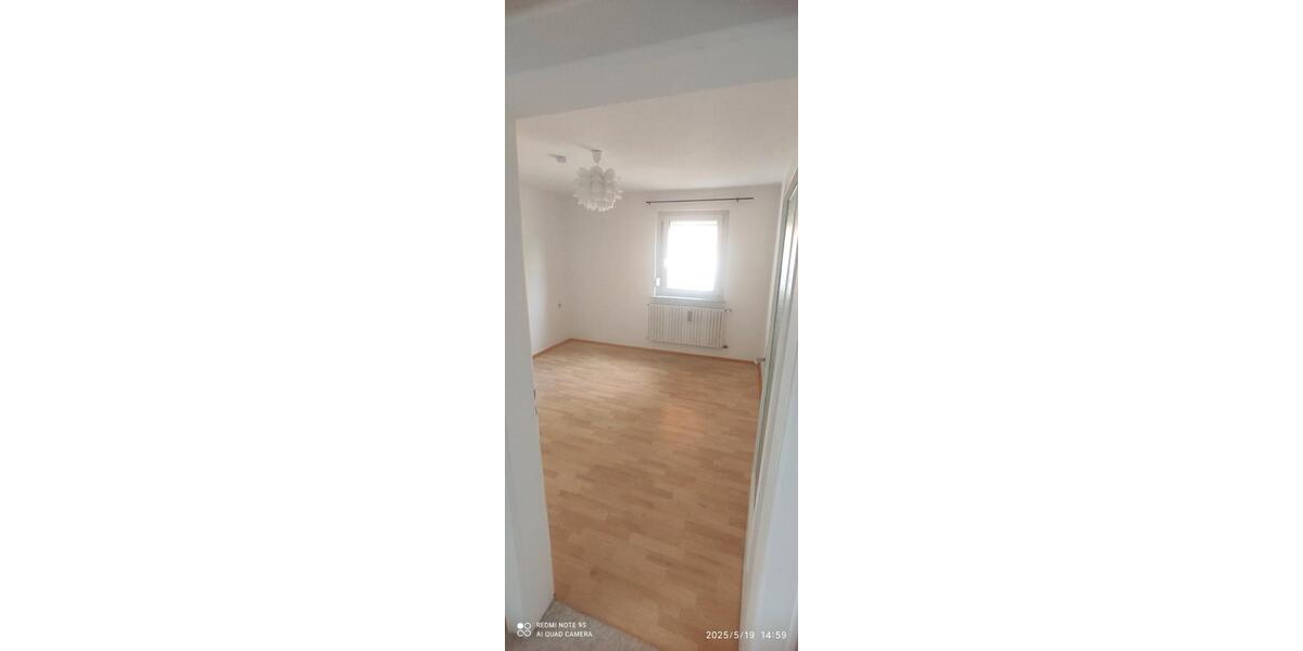 Erdgeschoßwohnung Marktleugast - 3 Zimmer, 64 m&sup2;, 550&euro; | Angebot:26042522