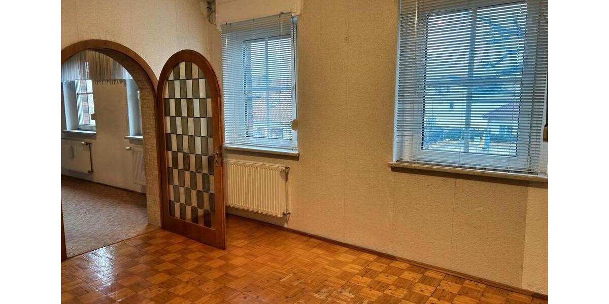 Etagenwohnung Großräschen - 3 Zimmer, 99 m&sup2;, 594&euro; | Angebot:23906881