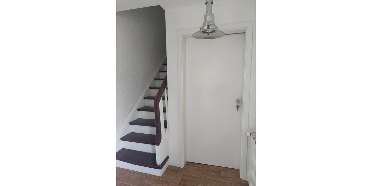 Etagenwohnung Schrecksbach - 3 Zimmer, 100 m&sup2;, 600&euro; | Angebot:25416522
