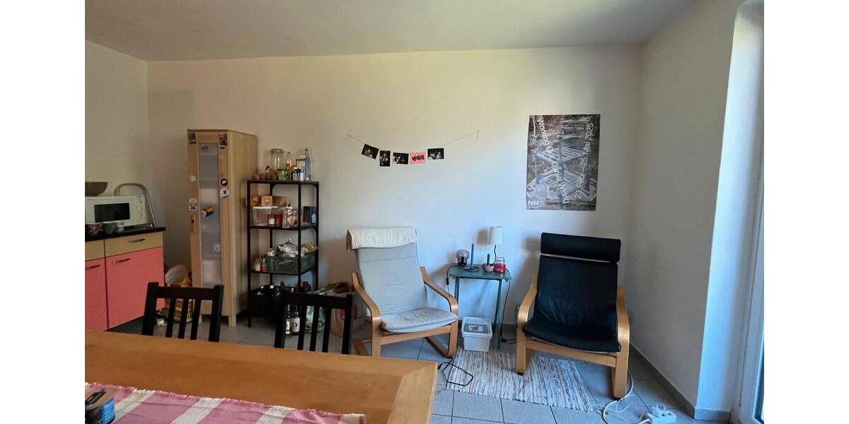 Etagenwohnung Kassel Vorderer Westen - 1 Zimmer, 76 m&sup2;, 455&euro; | Angebot:26407520