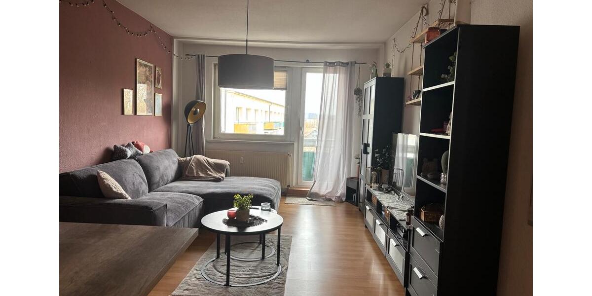 Etagenwohnung Neubrandenburg - 3 Zimmer, 63 m&sup2;, 570&euro; | Angebot:26170755