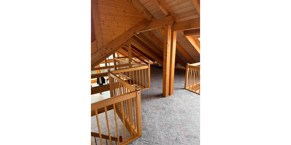 Wohnen auf Zeit Meckenheim - 7 Zimmer, 15 m&sup2;, 600&euro; | Angebot:25864034