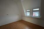 Etagenwohnung Aue - 4 Zimmer, 90 m&sup2;, 480&euro; | Angebot:25681324