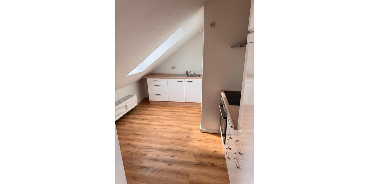 Dachgeschoßwohnung Löhne - 3 Zimmer, 50 m&sup2;, 500&euro; | Angebot:26704147