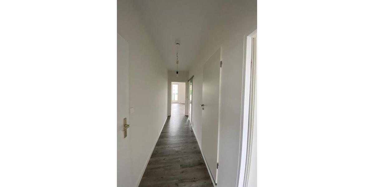 Etagenwohnung Sömmerda - 3 Zimmer, 62 m&sup2;, 550&euro; | Angebot:26640705