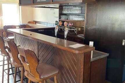 sehr gut besuchte und brauereifreie Kneipe in Grötzingen sucht neuen Pächter zimmer