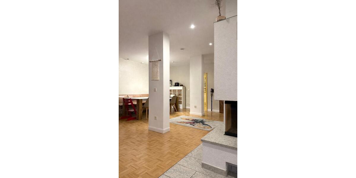 Wohnen auf Zeit Waldbronn - 6 Zimmer, 161 m&sup2;, 2.350&euro; | Angebot:25543385