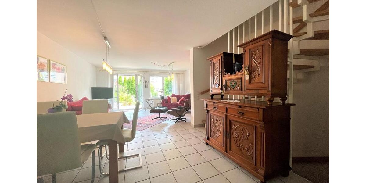 Reihenhaus Pforzheim Eutingen - 5 Zimmer, 155 m&sup2;, 1.500&euro; | Angebot:26549669