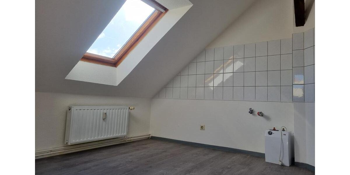 Dachgeschoßwohnung Halberstadt - 3 Zimmer, 60 m&sup2;, 320&euro; | Angebot:25919975