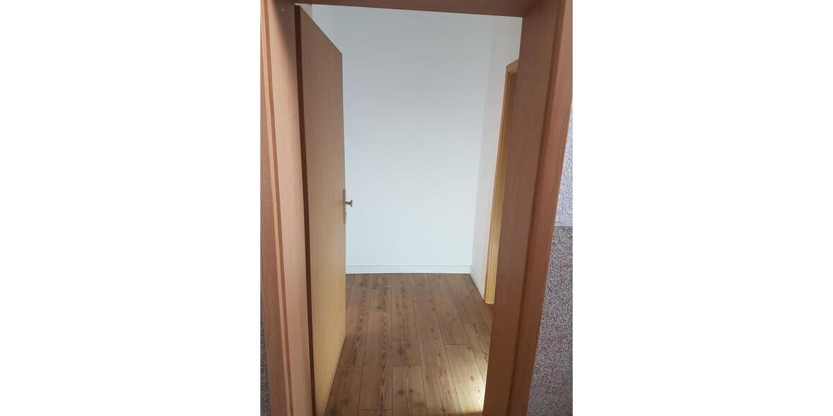 Erdgeschoßwohnung Köthen (Anhalt) - 1 Zimmer, 30 m&sup2;, 240&euro; | Angebot:24953118