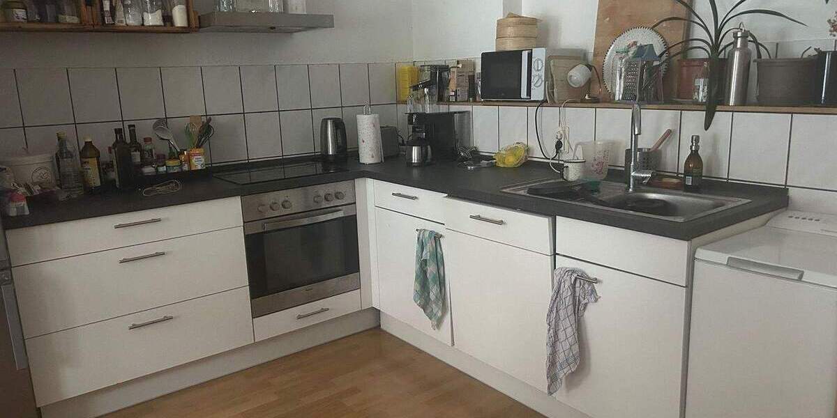 Etagenwohnung Halle (Saale) Altstadt - 3 Zimmer, 75 m&sup2;, 600&euro; | Angebot:25262286