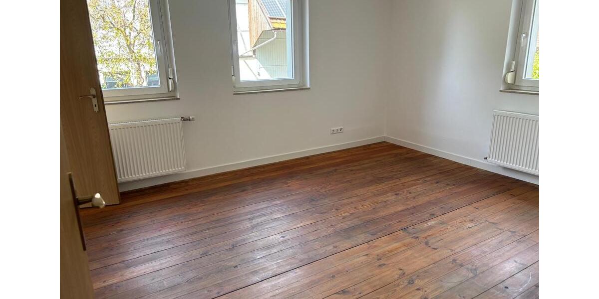 Etagenwohnung Wolpertshausen - 3.5 Zimmer, 91 m&sup2;, 900&euro; | Angebot:26539028