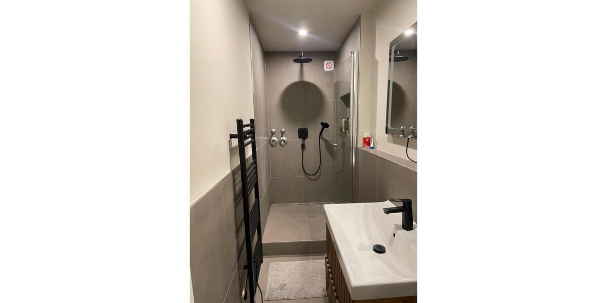 Wohnen auf Zeit Stuttgart Stuttgart-Mitte - 1 Zimmer, 17 m&sup2;, 635&euro; | Angebot:24856906