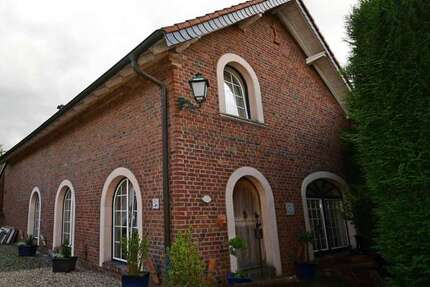 Haus zum Mieten in Meerbusch 1.900 € 140 m² 3.5 zimmer