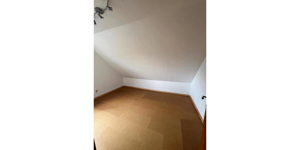 Dachgeschoßwohnung Ascheberg (Holstein) - 3 Zimmer, 60 m&sup2;, 600&euro; | Angebot:26648372