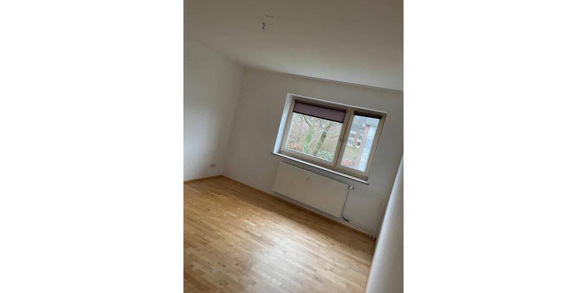 Etagenwohnung Reinbek - 3 Zimmer, 65 m&sup2;, 1.250&euro; | Angebot:26649686