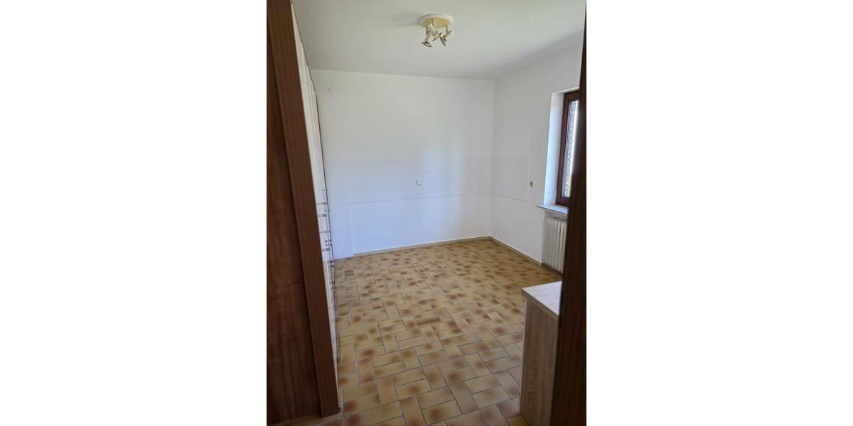 Einfamilienhaus Stuhr - 7 Zimmer, 200 m&sup2;, 1.500&euro; | Angebot:25882466