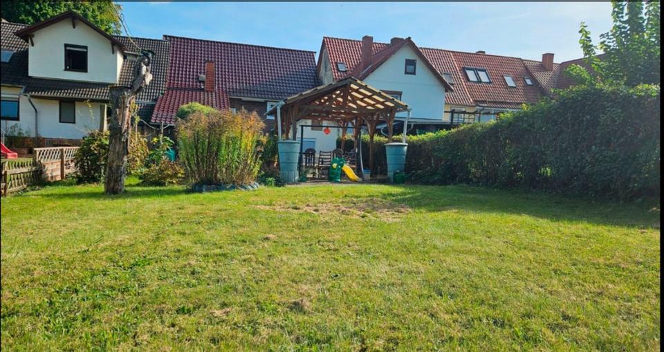 Reihenhaus Morschen - 5 Zimmer, 150 m&sup2;, 900&euro; | Angebot:25303072