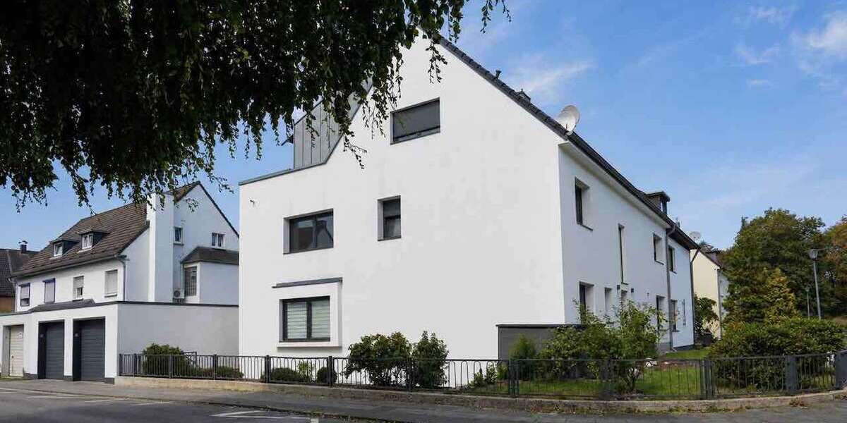 Etagenwohnung Köln Mülheim - 2 Zimmer, 75 m&sup2;, 1.000&euro; | Angebot:27298431