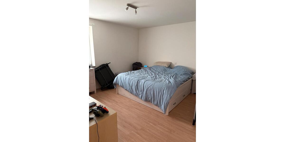 Erdgeschoßwohnung Flensburg - 3 Zimmer, 80 m&sup2;, 1.000&euro; | Angebot:26233593
