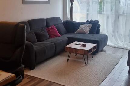 IHR neues Zuhause in Meyernberg!! Gepflegte 2,5 Zi.-DG-Whg., mit ca 54 m², Balkon + EBK zimmer