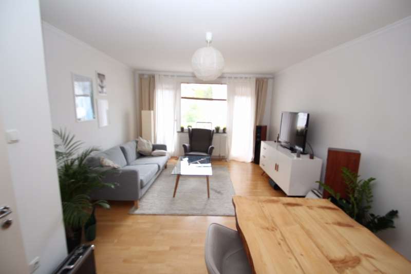 Etagenwohnung München Moosach - 2 Zimmer, 73 m&sup2;, 1.600&euro; | Angebot:26825998