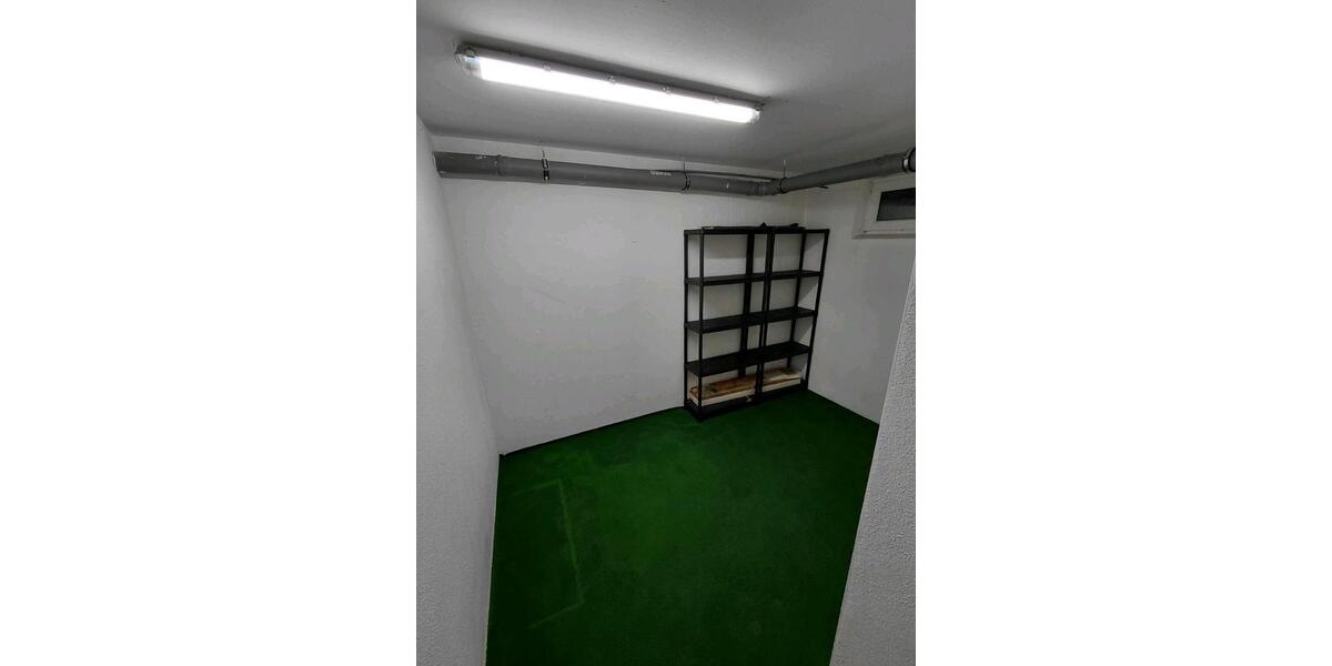 Dachgeschoßwohnung Wallersdorf - 2 Zimmer, 41 m&sup2;, 600&euro; | Angebot:25841170