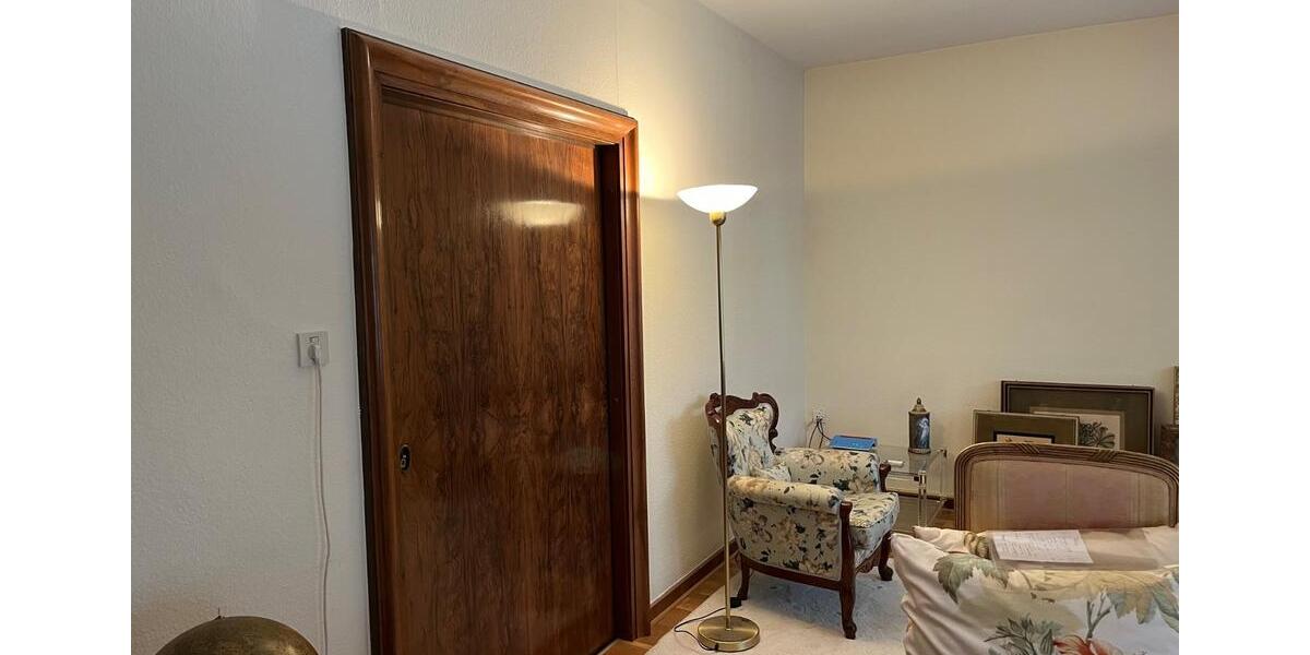 Erdgeschoßwohnung Bonn Lannesdorf - 3 Zimmer, 160 m&sup2;, 1.850&euro; | Angebot:24701227