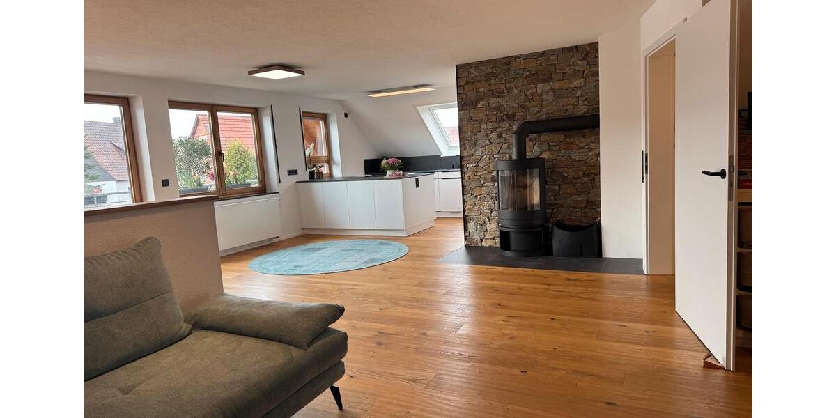 Dachgeschoßwohnung Auenwald - 4 Zimmer, 133 m&sup2;, 1.490&euro; | Angebot:26288235