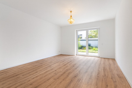 WG-Zimmer in moderner 4-Zimmer-WG – EG, Terrasse & Garten – Augsb 1 zimmer