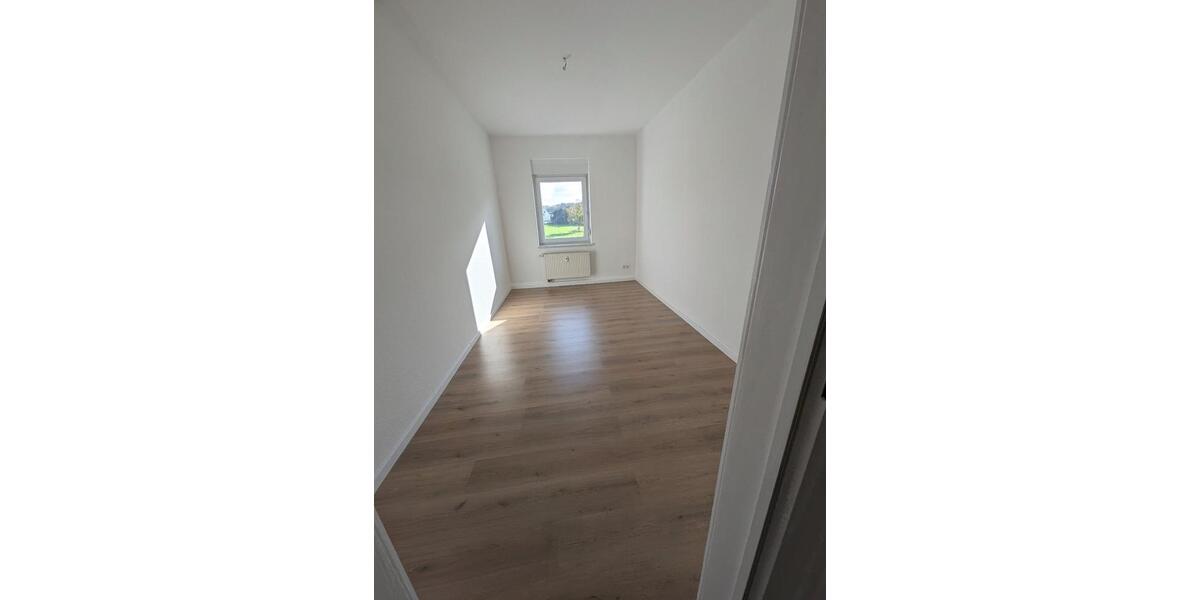 Etagenwohnung Bennewitz - 3 Zimmer, 69 m&sup2;, 499&euro; | Angebot:25305134