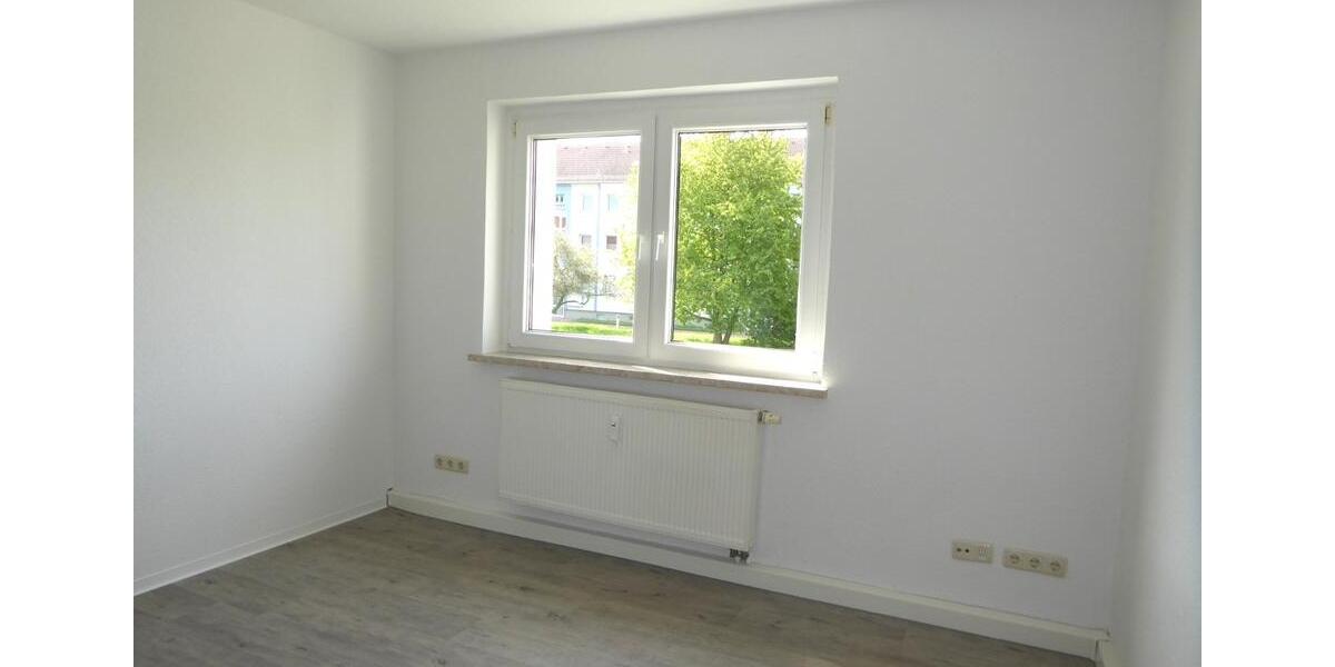 Etagenwohnung Saalfeld (Saale) - 2 Zimmer, 43 m&sup2;, 253&euro; | Angebot:26534035