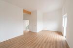 Dachgeschoßwohnung Hechingen - 3 Zimmer, 93 m&sup2;, 1.280&euro; | Angebot:26223620
