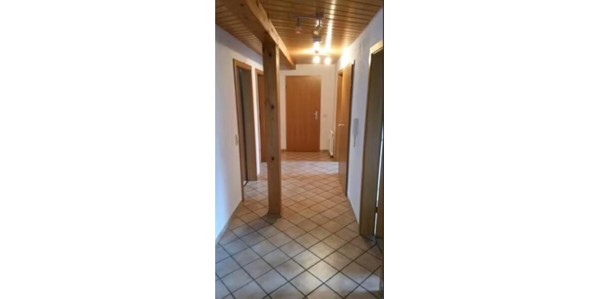 Erdgeschoßwohnung Albbruck - 4 Zimmer, 92 m&sup2;, 900&euro; | Angebot:25713680
