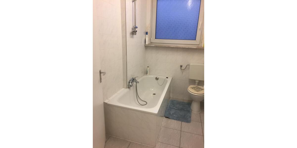 Dachgeschoßwohnung Remscheid - 3 Zimmer, 90 m&sup2;, 850&euro; | Angebot:24983727