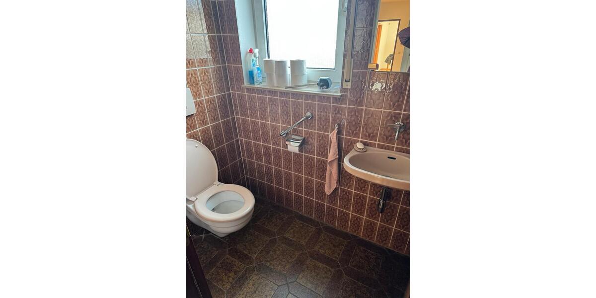 Erdgeschoßwohnung Oberboihingen - 4 Zimmer, 104 m&sup2;, 1.200&euro; | Angebot:24842591