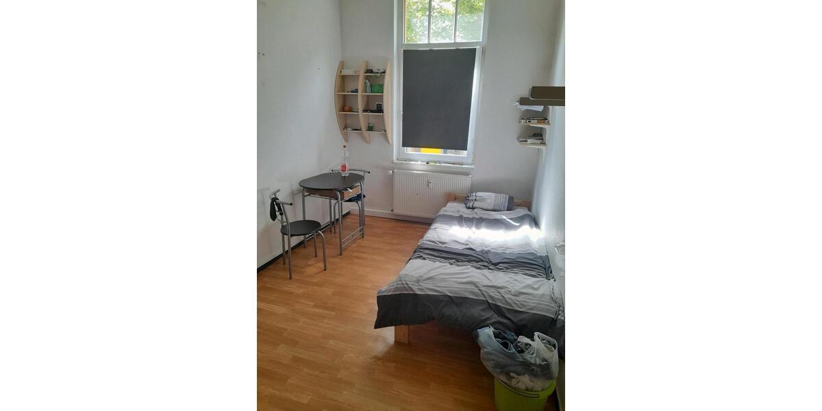Möblierte Wohnung zur Zwischenmiete - ideal für Studentin 1 zimmer