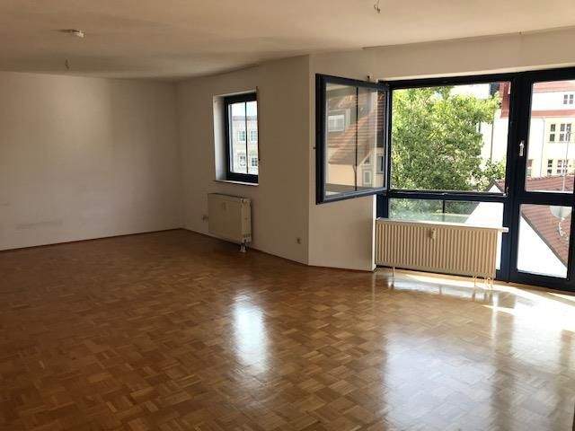 Etagenwohnung Nürnberg St Johannis - 2 Zimmer, 62 m&sup2;, 680&euro; | Angebot:25229036