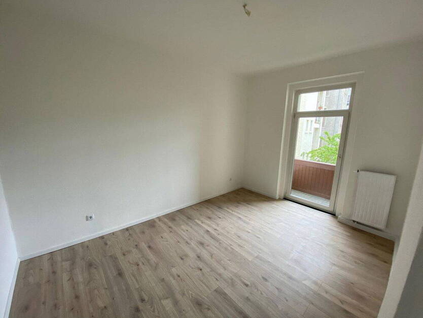 *NEU* 4-Zimmer Wohnung mit zwei Balkonen, Kamin, Tageslichtbad - sofort verfügbar