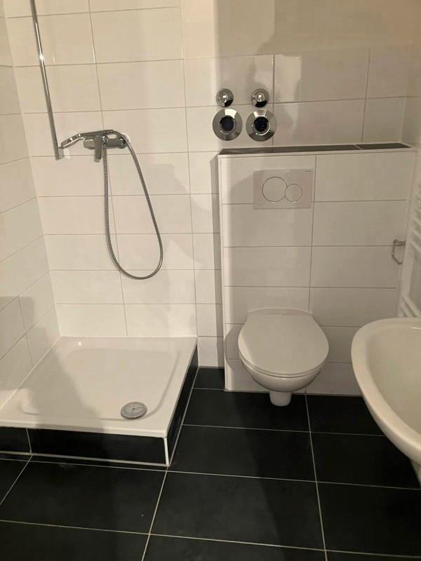 Sanierte 2 Zimmerwohnung mit Balkon zimmer