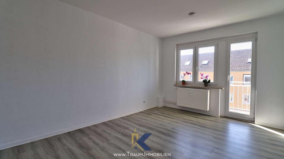 Dachgeschoßwohnung Mühlhausen (Thüringen) - 2 Zimmer, 47 m&sup2;, 295&euro; | Angebot:25959373