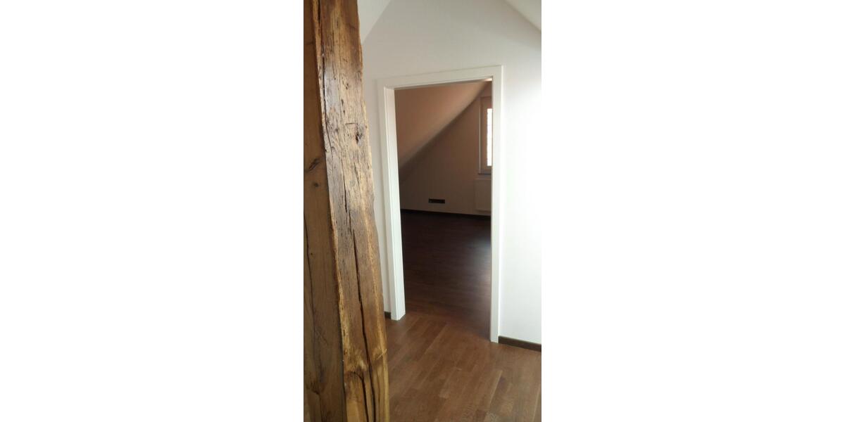 Maisonettenwohnung Brackenheim - 4.5 Zimmer, 92 m&sup2;, 975&euro; | Angebot:26251878