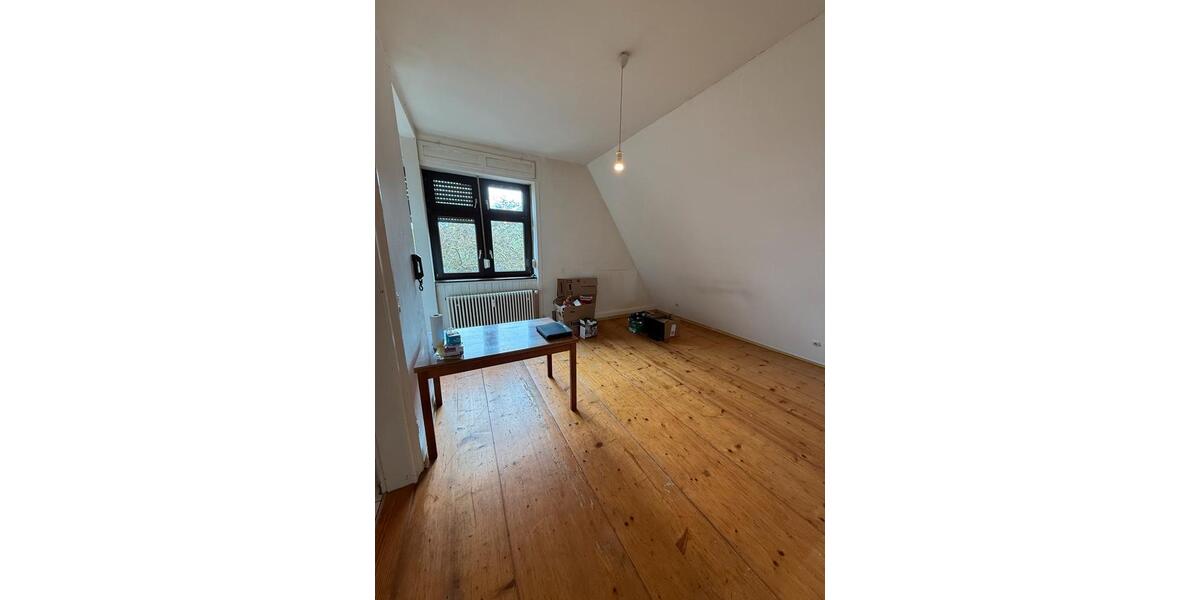 Dachgeschoßwohnung Nierstein - 1 Zimmer, 30 m&sup2;, 465&euro; | Angebot:25853672